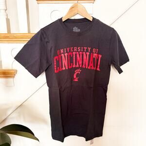 University of Cincinnati Graphic T-Shirt Black Cotton Alta Gracia Size S Small